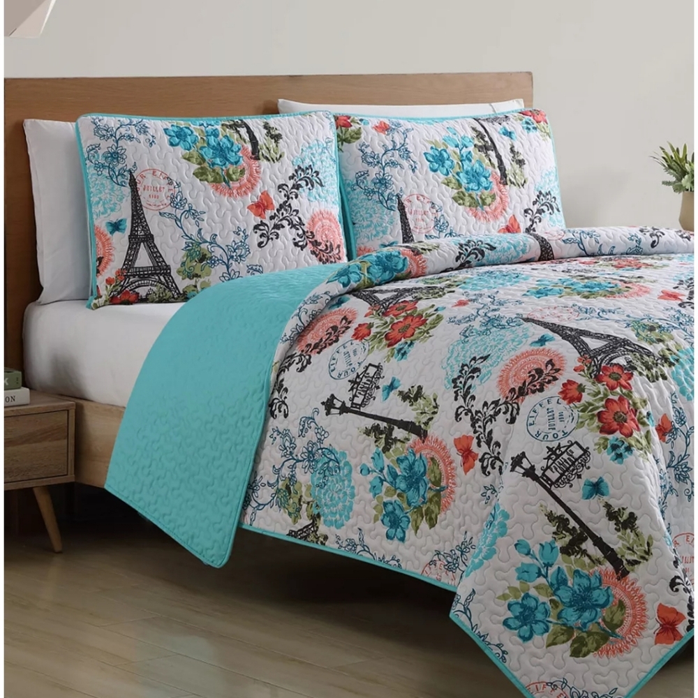 New Eiffel Reversible 3pc Quilt Set